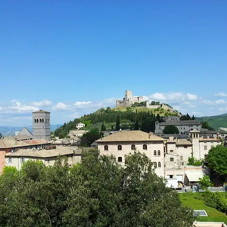 La Corte Degli Angeli Locazioni Turistiche *